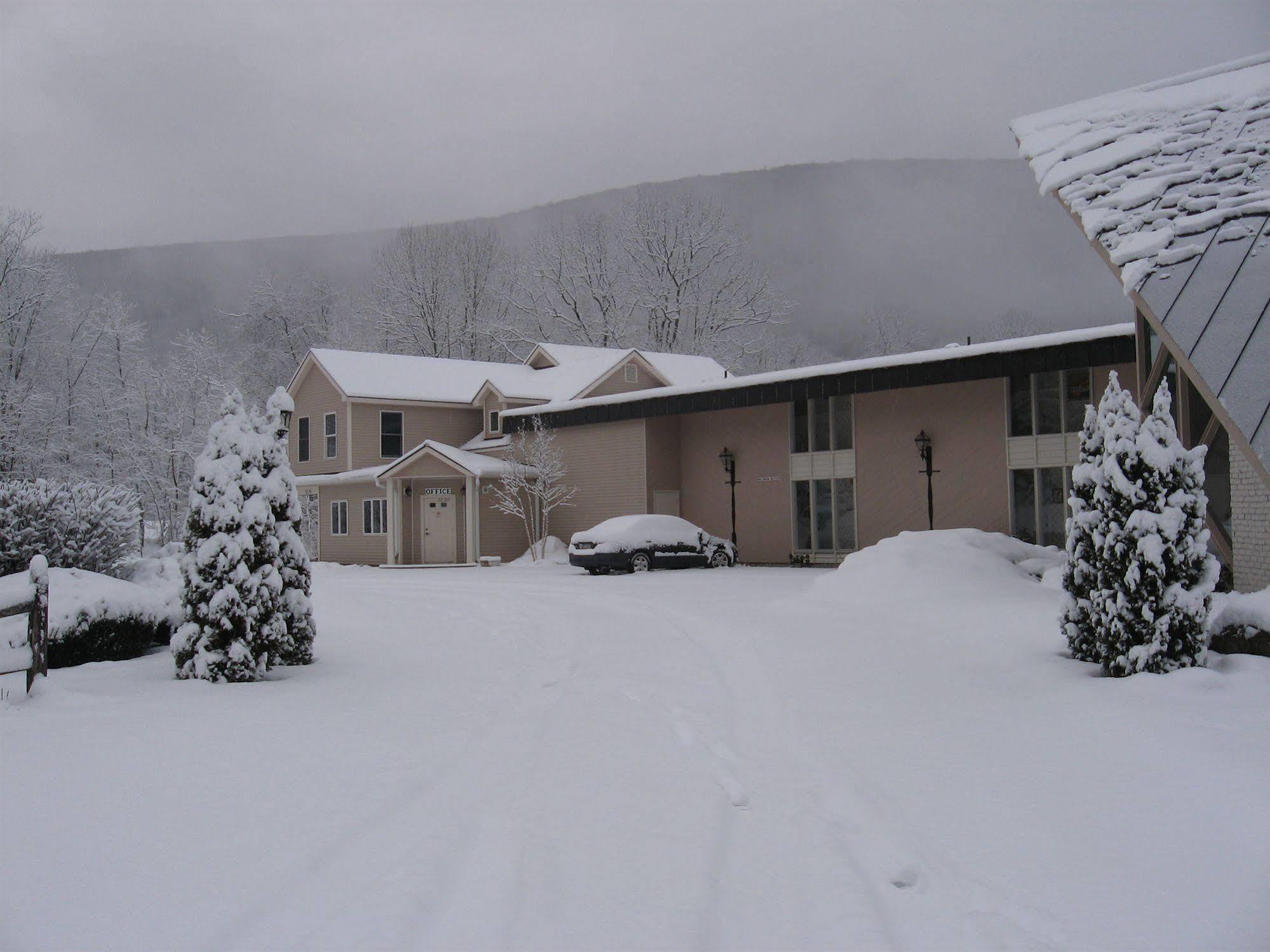 Toll Road Inn Manchester Exterior foto